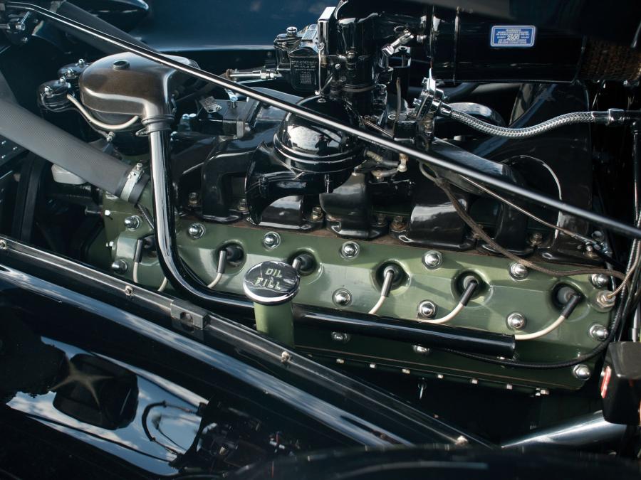  Packard Twelve Convertible Sedan 1938 года  (фото 6 из 42)